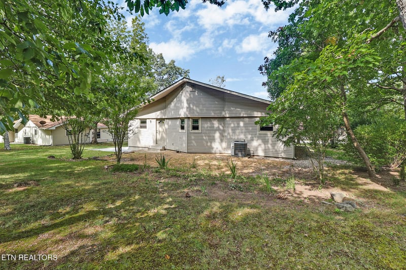 119 Eagle Ln, Crossville, TN 38558
