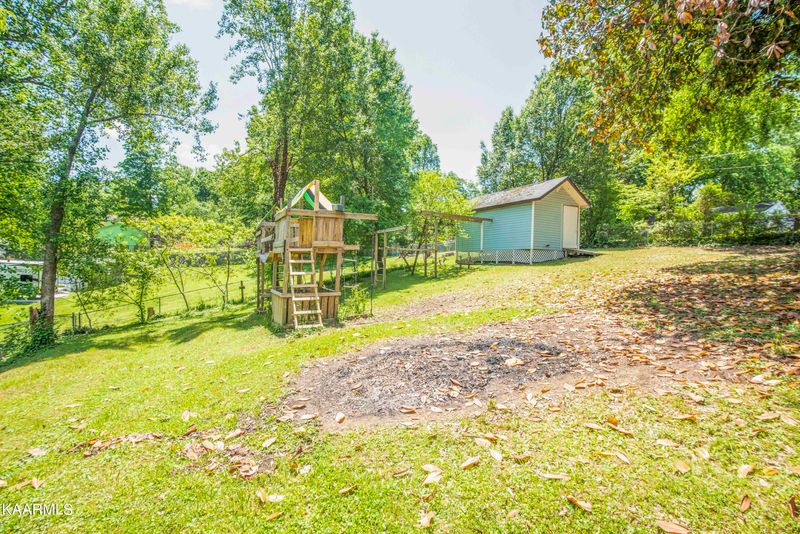 119 Early Dr, Powell, TN 37849