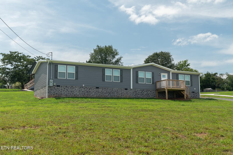 119 Graham Rd, Blaine, TN 37709