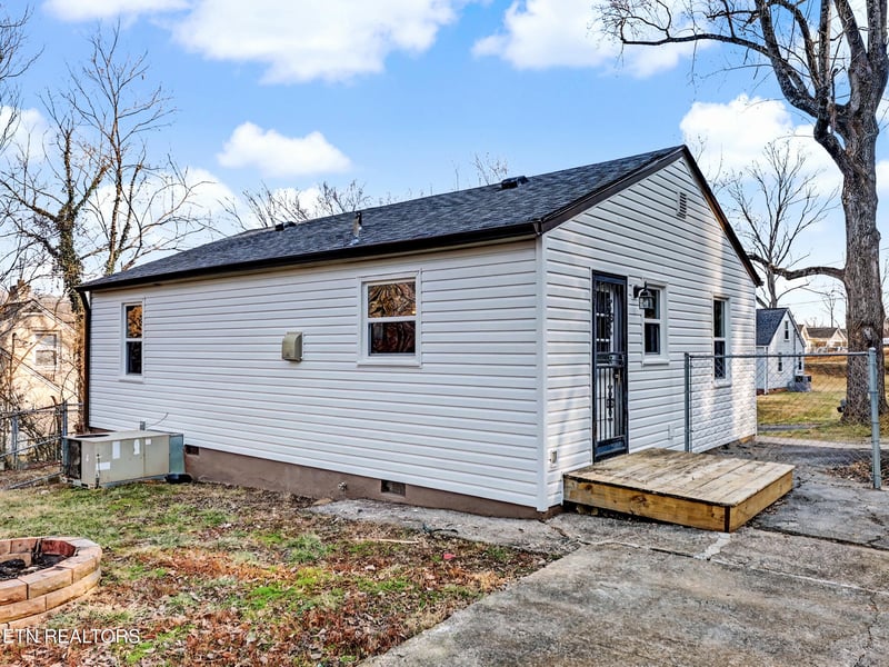 119 Holston Ct, Knoxville, TN 37914
