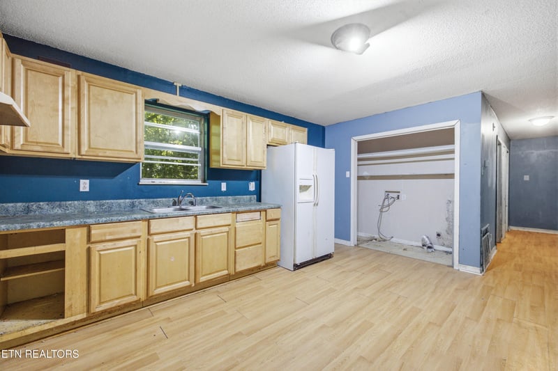 119 Kirby Ln, Rockwood, TN 37854