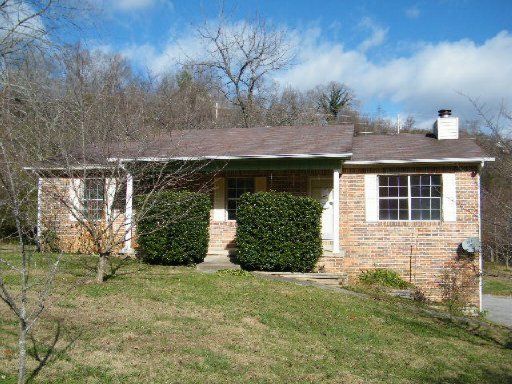 119 Lemons Ln, Harriman, TN 37748