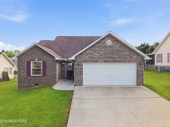 119 Matthews Rd, Maryville, TN 37801