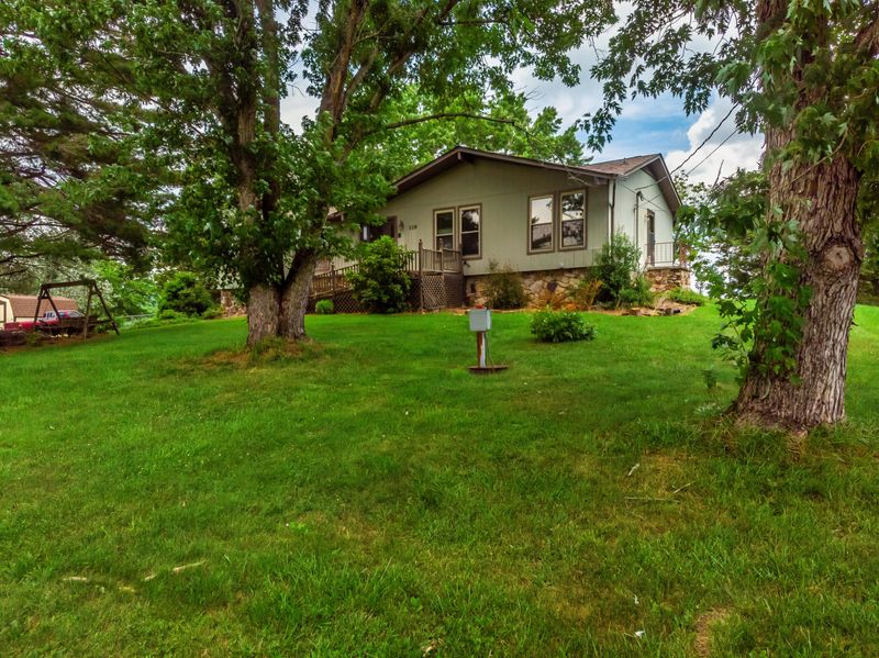 119 Mynatt Cir, Corryton, TN 37721