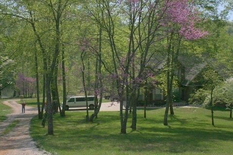 119 Old Centers Ferry Rd, Harriman, TN 37748