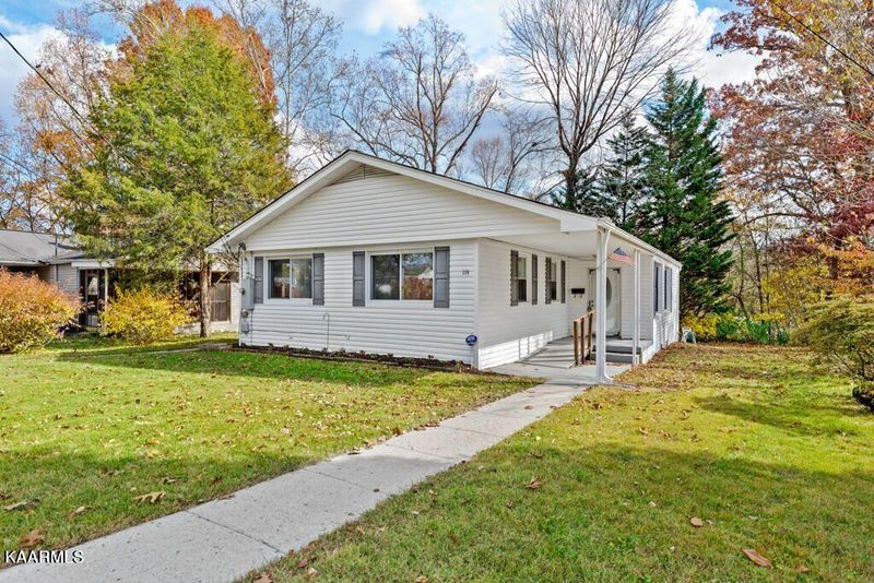 119 S Purdue Ave, Oak Ridge, TN 37830