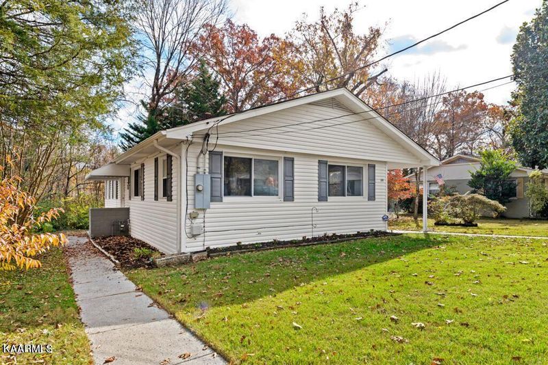 119 S Purdue Ave, Oak Ridge, TN 37830