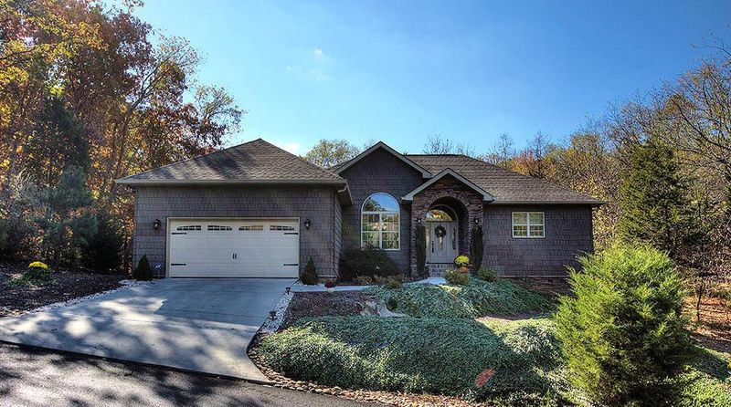 119 Skiatook Way, Loudon, TN 37774