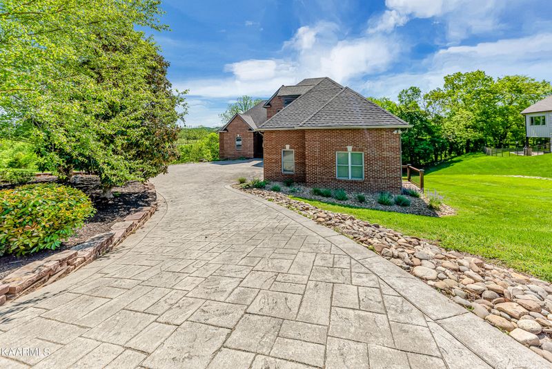 119 Swans Ferry Rd, Sevierville, TN 37876
