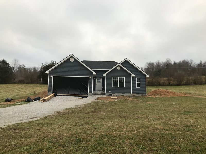 119 Vanover Ln, Jacksboro, TN 37757