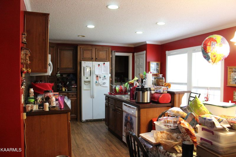 1190 Azalea Tr, Sevierville, TN 37876
