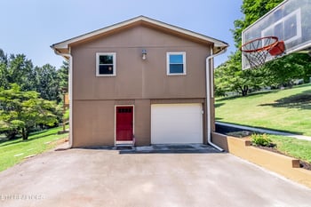 11904 W Kingsgate Rd #2, Knoxville, TN 37934