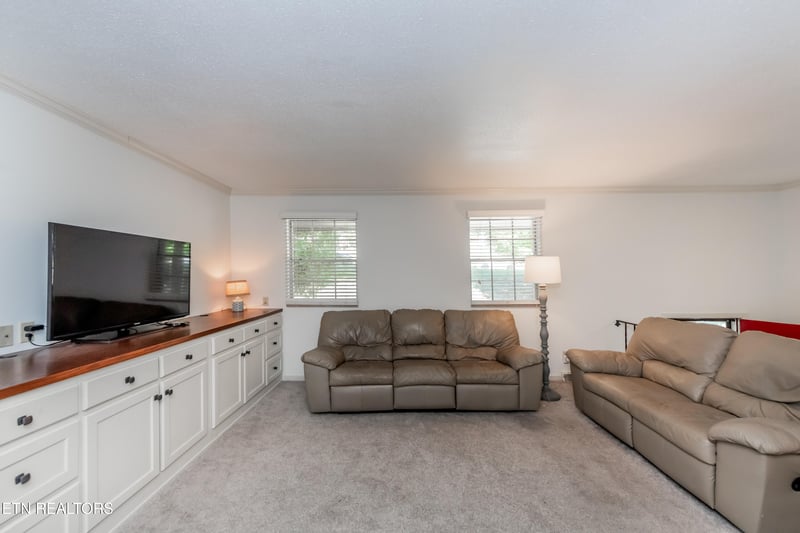 11904 W Kingsgate Rd #2, Knoxville, TN 37934
