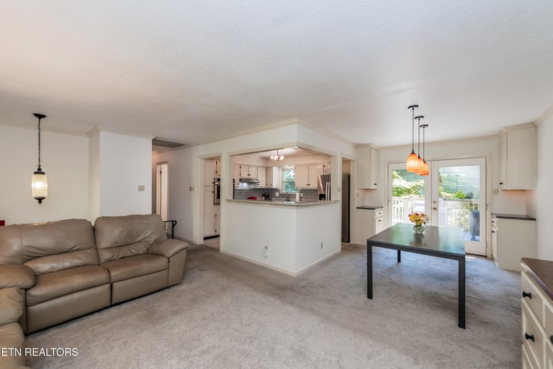 11904 W Kingsgate Rd #2, Knoxville, TN 37934