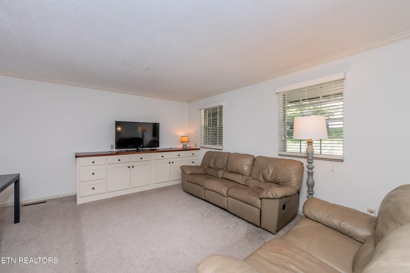 11904 W Kingsgate Rd #2, Knoxville, TN 37934