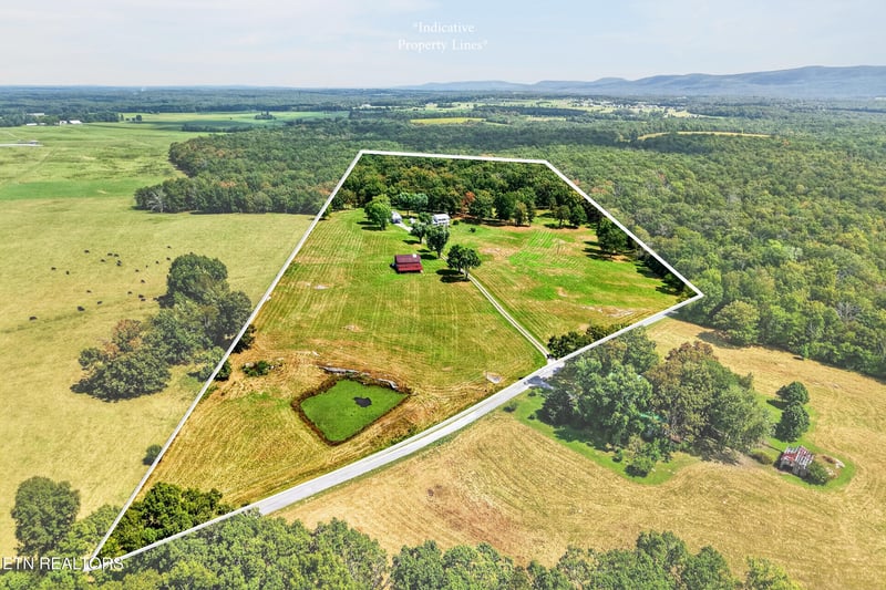 1191 Will Wyatt Ln, Crossville, TN 38572