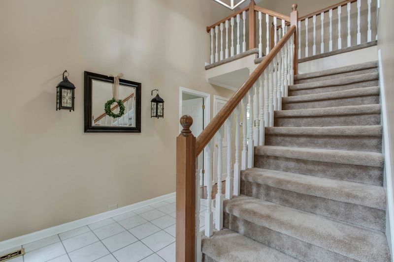 11916 Burnside Pl, Knoxville, TN 37934