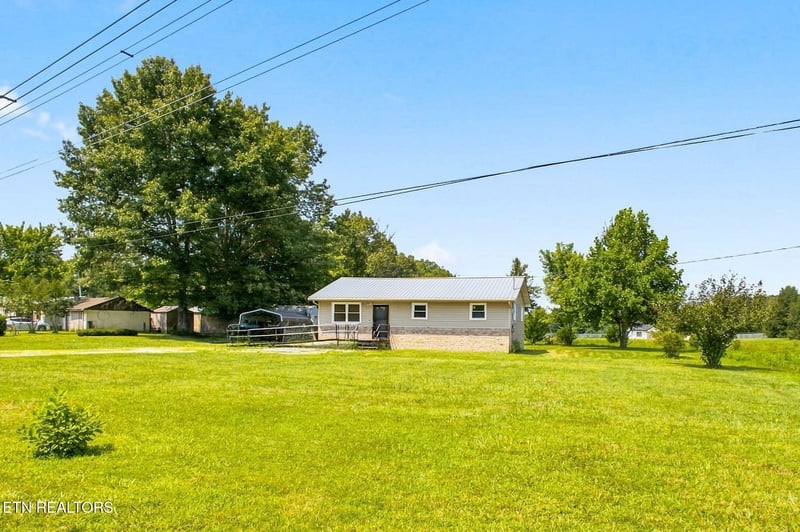 11941 N Highway 127, Crossville, TN 38571