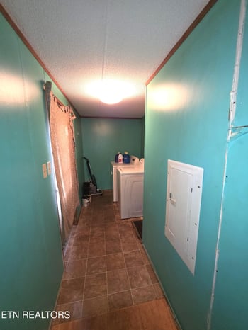 1195 Buffalo Rd, Oneida, TN 37841