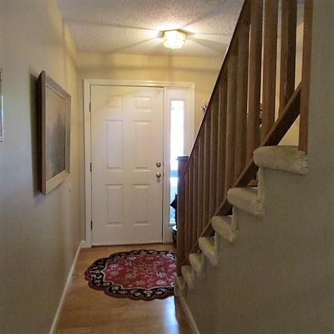 1198 Lakeside Dr, Jacksboro, TN 37757