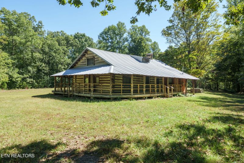 1198 Mill Creek Rd, Sunbright, TN 37872
