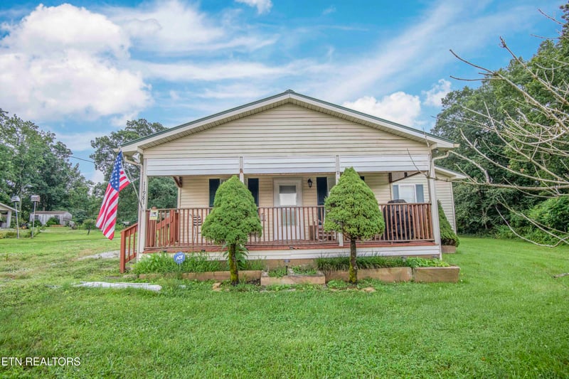 11981 S Hwy 127, Crossville, TN 38572