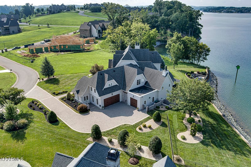 1199 Edgewater Way, Lenoir City, TN 37772