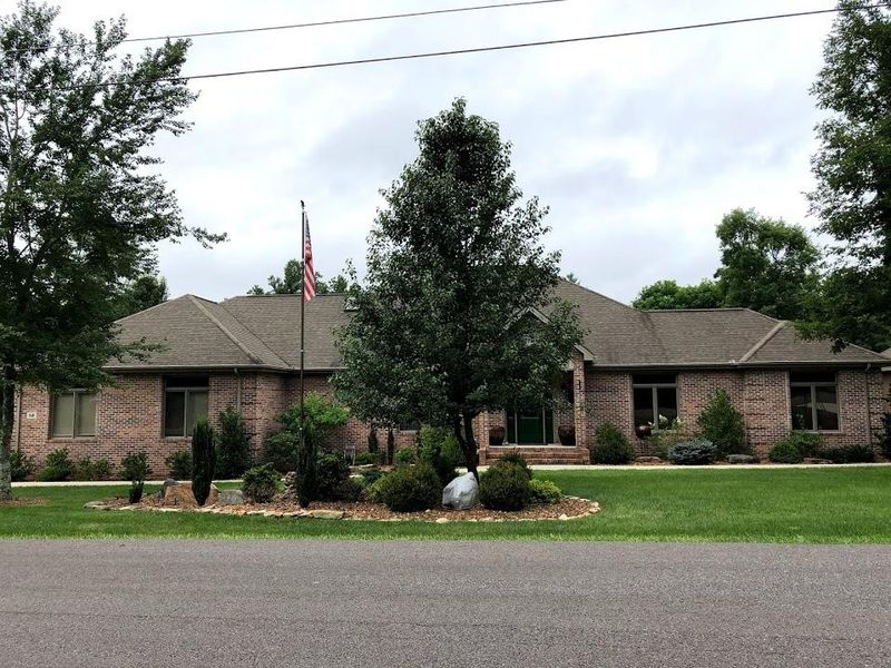 12 Pamala Ln, Crossville, TN 38558