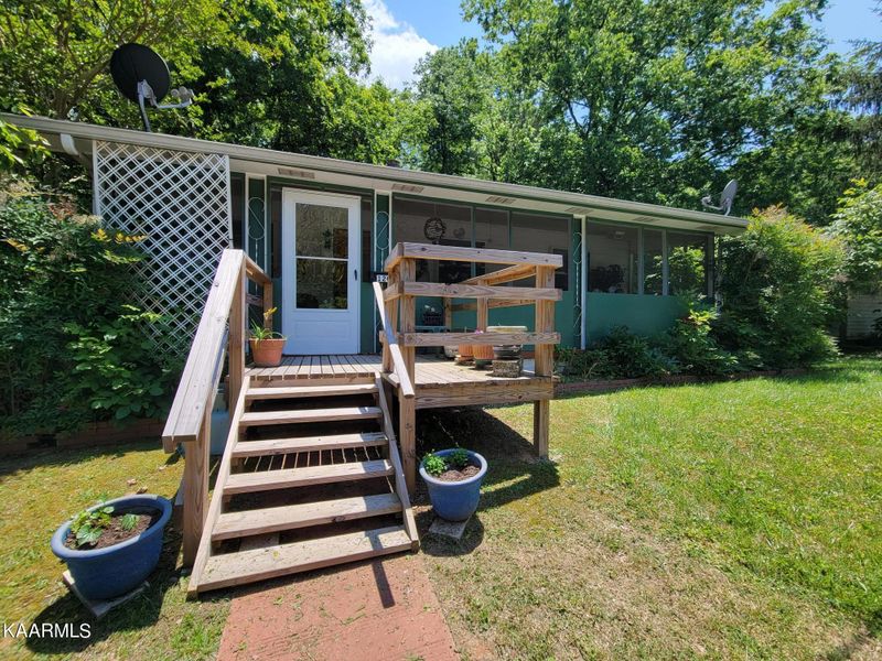 120 Atlanta Rd, Oak Ridge, TN 37830