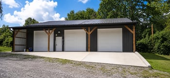 120 Bond Cir, Oneida, TN 37841