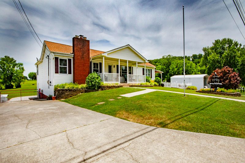 120 Brahman Rd, Kingston, TN 37763