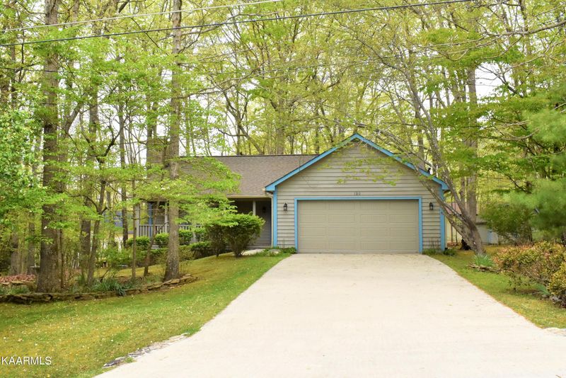120 Camelot Ln, Fairfield Glade, TN 38558