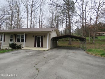 120 Coffee Dr, Helenwood, TN 37755