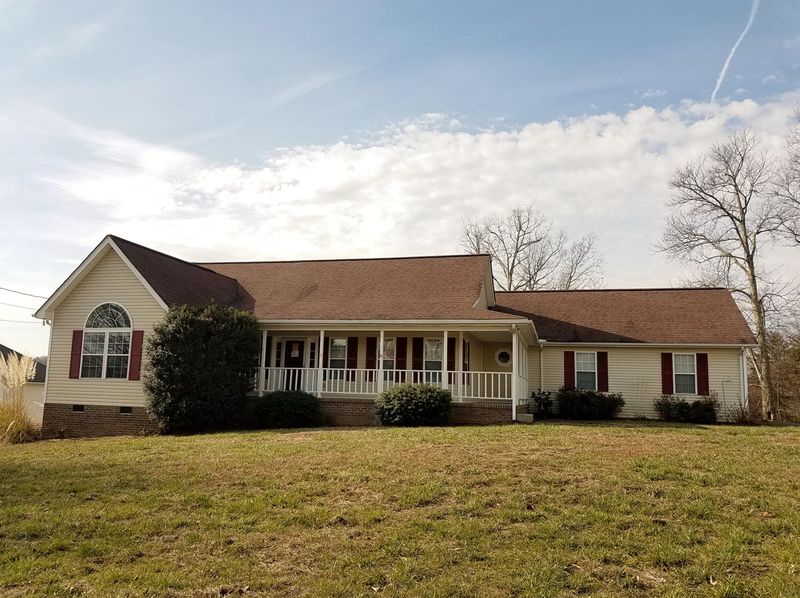 120 Comanche Way, Rocky Top, TN 37769