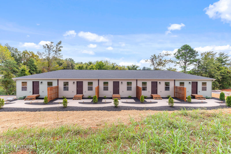 120 County Garage Rd, Sevierville, TN 37876