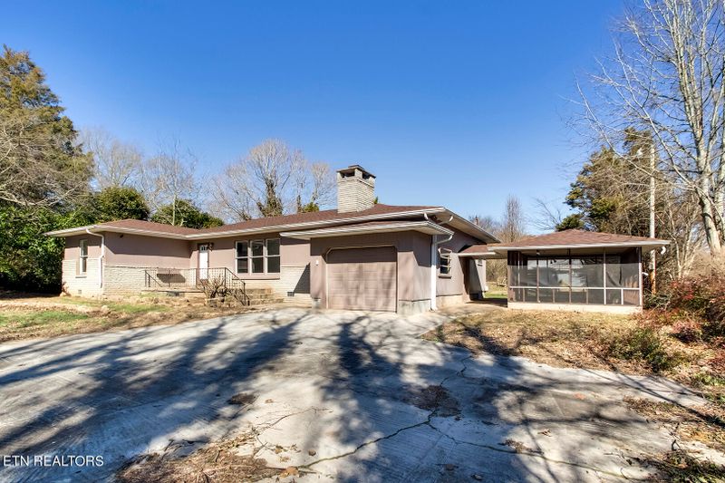 120 County Road 885, Etowah, TN 37331