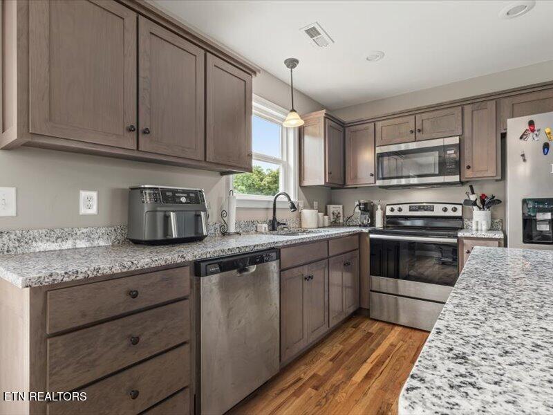120 County Road 891, Etowah, TN 37331