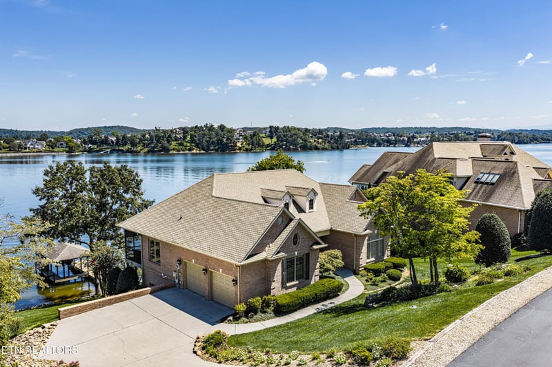 120 Coyatee Point Dr, Loudon, TN 37774