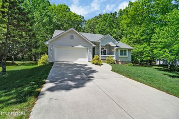 120 Cromwell Ln, Fairfield Glade, TN 38558