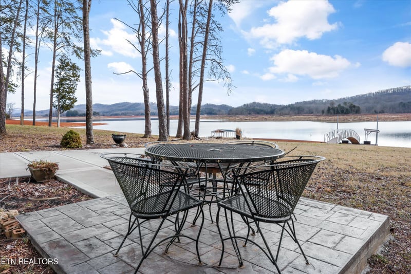 120 Dirk Way, Bean Station, TN 37708