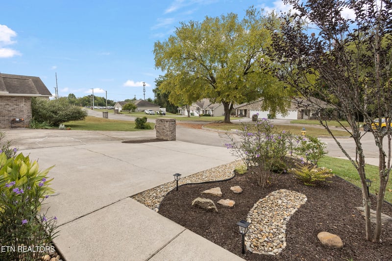 120 Dockery Dr, Maryville, TN 37804