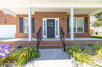 120 E Glenview Dr, Lenoir City, TN 37771