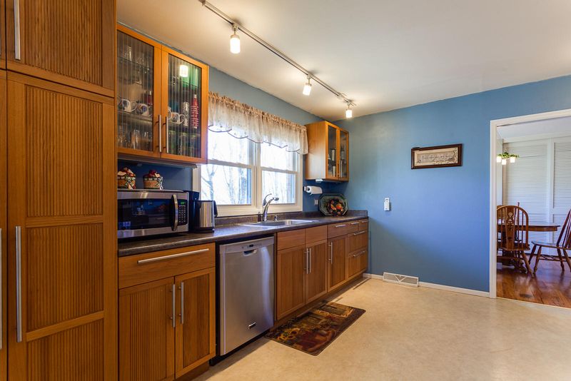 120 E Morningside Dr, Oak Ridge, TN 37830