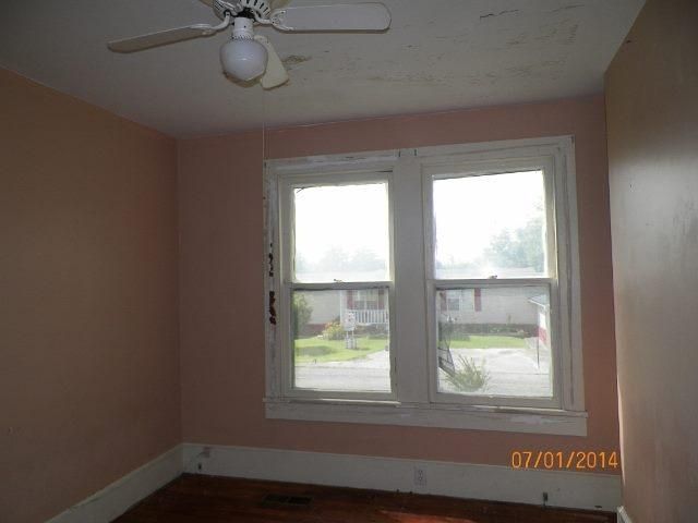 120 Elm St, Greenback, TN 37742