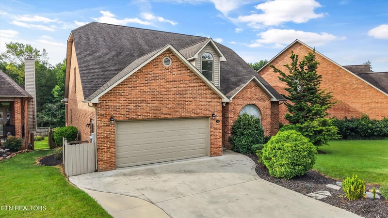 120 Emory Ln, Oak Ridge, TN 37830