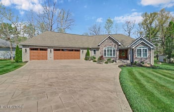120 Forest View Dr, Crossville, TN 38558
