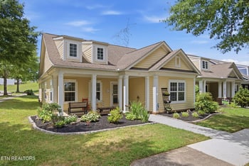 120 Fortenberry St, Oak Ridge, TN 37830
