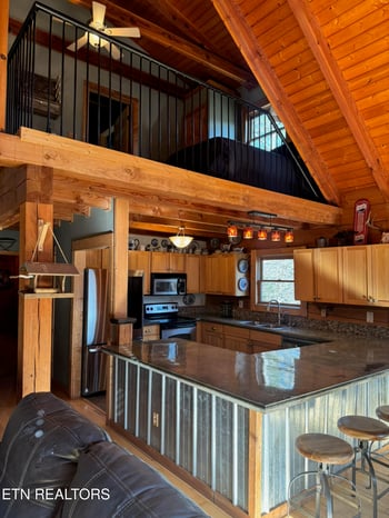 120 Griffitts Keep Ct, Greenback, TN 37742