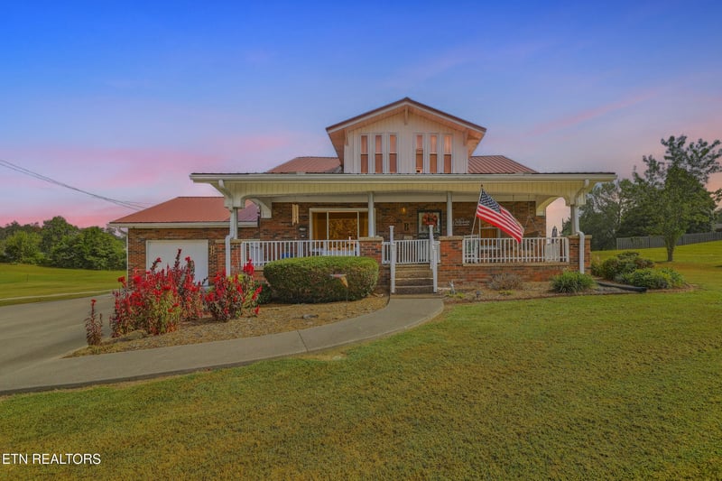 120 Hansard Rd, Maynardville, TN 37807