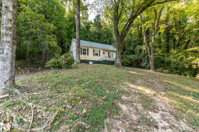 120 Holston Ct, Knoxville, TN 37914